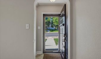 813 W 2ND Ave, Cheyenne, WY 82001