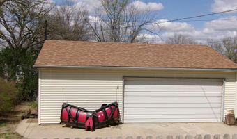 102 E 12th St, Atlantic, IA 50022