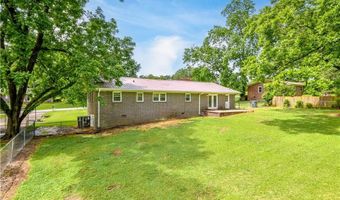 1787 EASTWOOD Dr, Alexander City, AL 35010