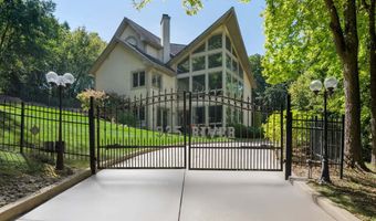 925 N River Rd, Algonquin, IL 60102