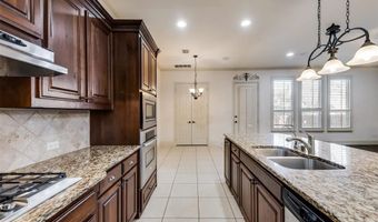 816 Cougar Dr, Allen, TX 75013