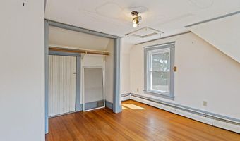 32 Murray St, Augusta, ME 04330