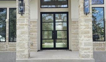 105 PIONEER Trl, Adkins, TX 78101