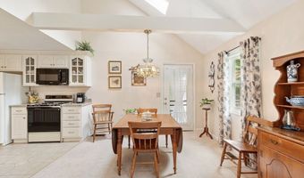 3 Chandler Dr 3, Atkinson, NH 03811