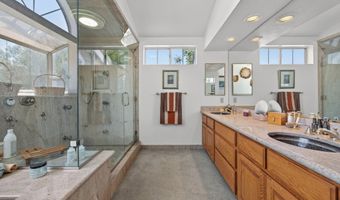 1809 Via Montecito, Camarillo, CA 93012