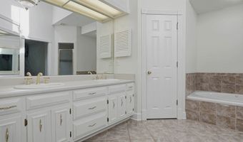 1006 Spring Hill Dr, Albany, GA 31721