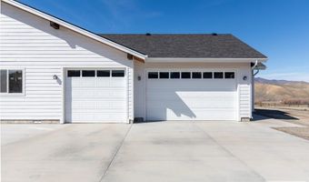 53 Black Hawk Dr, Carmen, ID 83462