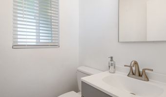 1110 Elmwood Dr, Escondido, CA 92025