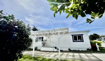 16131 W HOFFELDT Ln 18, Brookings, OR 97415