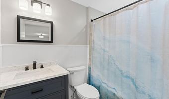 47 Kingsland Ct 6A, Charlestown, RI 02813
