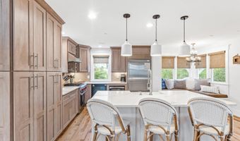 41 Transom Row, Bald Head Island, NC 28461