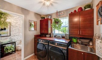 251 Scenic Dr, Blakeslee, PA 18610