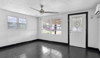 402 E Davis Ave, Alvarado, TX 76009