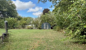 2628 W 39th St, Anderson, IN 46011