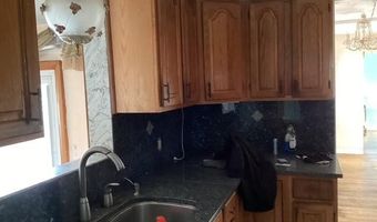 111 Aster St, Warwick, RI 02888