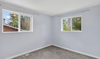 3795 E Sunnyside Rd, Ammon, ID 83406