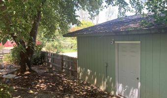 19325 Hill St, Anderson, CA 96007