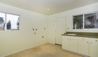 557 Canyon Dr, Solana Beach, CA 92075