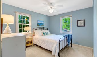 4203 KINGS MILL Ln, Annandale, VA 22003