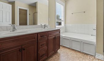 14 Halyn Ln, Arden, NC 28704