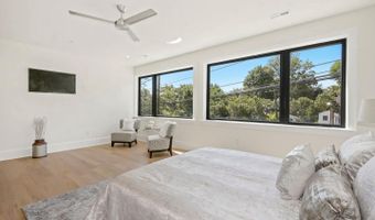 5805 MASSACHUSETTS Ave, Bethesda, MD 20816