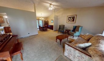 1647 Saint Francis Ln, Altoona, PA 16602