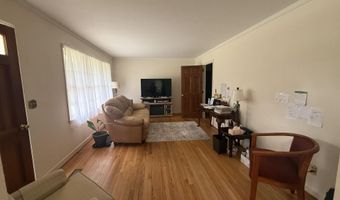 108 Barnett Dr, Bishopville, SC 29010