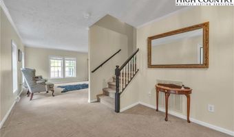 317 Dillard Dr, Jefferson, NC 28640