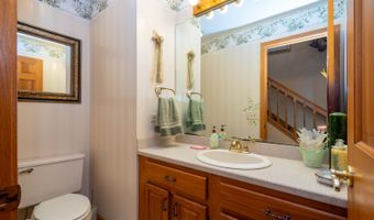 25047 W Palmer Ct, Antioch, IL 60002
