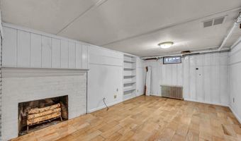 20 Bolleswood Ln, Avon, CT 06001