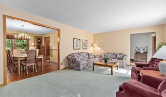 2601 BEECHWOOD Ct, Appleton, WI 54911