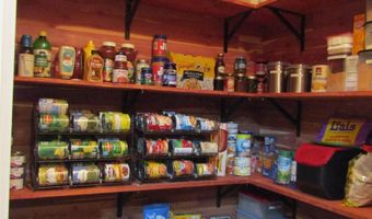 1401 W Bowman Dr, Artesia, NM 88210