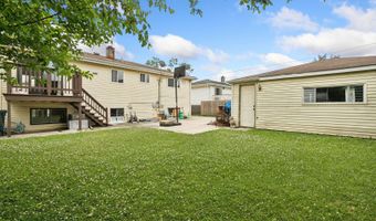 356 W Park Ave, Addison, IL 60101