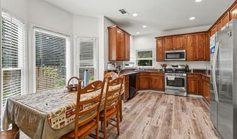 2707 Glenrose Hl, Atlanta, GA 30341