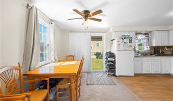 40 Agnes St, East Providence, RI 02914