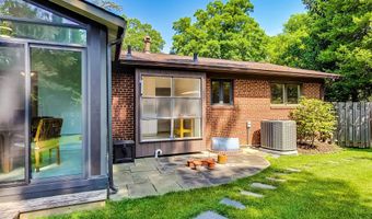 6515 E HALBERT Rd, Bethesda, MD 20817