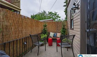 407 N 8th St, Allentown, PA 18102