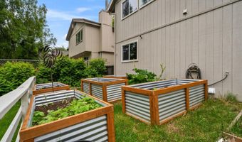 220 Mariner Dr, Anchorage, AK 99515