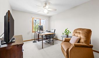 1928 N Ridge Ave, Arlington Heights, IL 60004