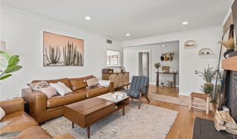 1550 W Palais Rd, Anaheim, CA 92802