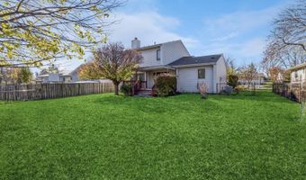 2214 Buchanan Dr, Ames, IA 50010