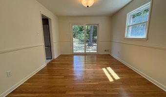 1301 N IVANHOE St, Alexandria, VA 22304