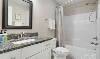 14 3rd St, Asheville, NC 28803