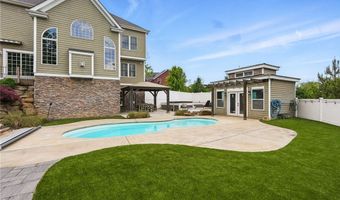 322 Dirkshire Ct, Adams Twp., PA 16046