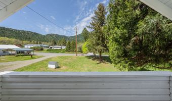 412 AZALEA GLEN Rd, Azalea, OR 97410
