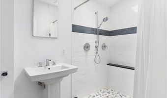 10 Guzeika Rd, North Kingstown, RI 02852