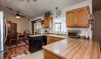 881 San Juan Cir, Bullhead City, AZ 86442