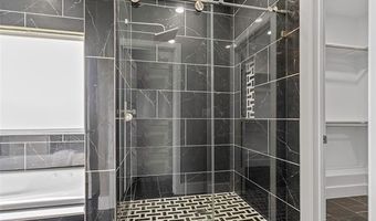 684 Chateau Bnd, Ardmore, OK 73401