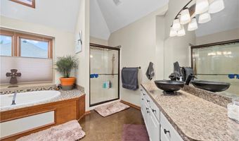224 Sleepy Hollow Dr, Amherst, OH 44001
