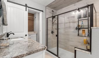 733 DOGWOOD Ave, Cheyenne, WY 82009